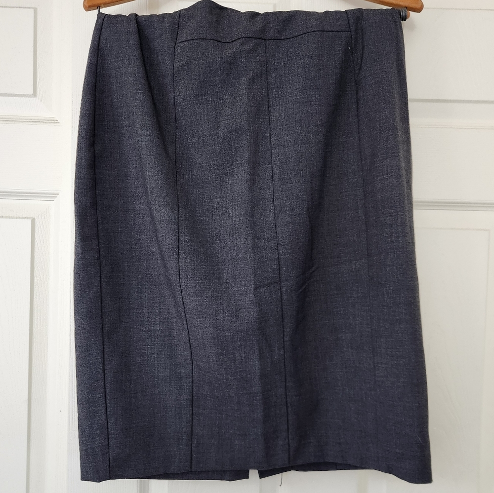 Worthington Pencil Skirt